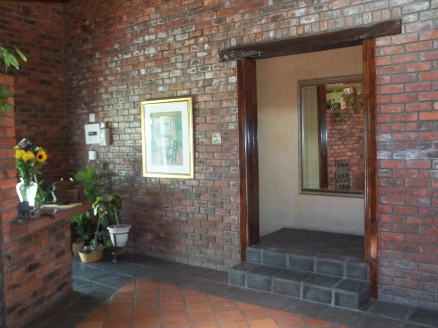 To Let 2 Bedroom Property for Rent in Muizenberg Western Cape
